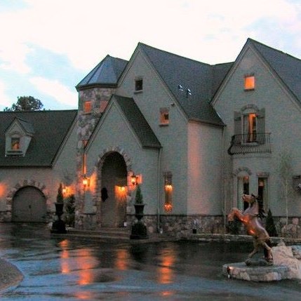 Arrowhead Manor Inn Bed & Breakfast & Event Center