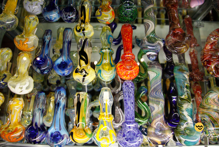 artistic glass pipes